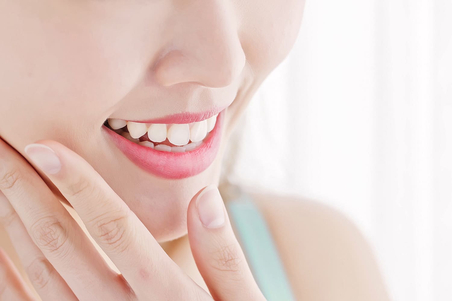 審美歯科で理想の口元を実現しましょう！